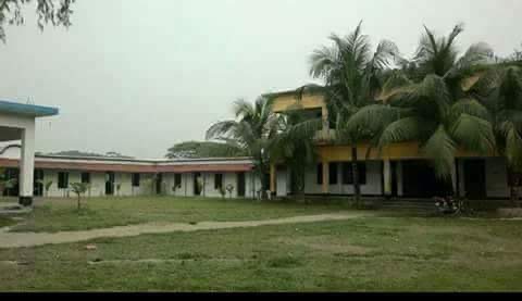 এসএসসি ফলাফলে টঙ্গীবাড়ী উপজেলার মধ্যে আড়িয়ল স্বর্ণময়ী উচ্চ বিদ্যালয়ের অবস্থান ৩য়।