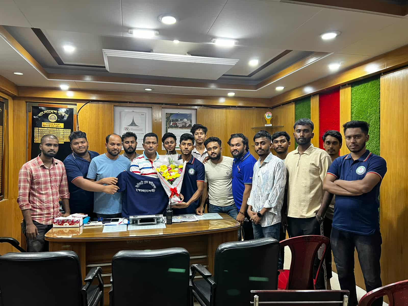 রাতে ব্লাড ডোনারকে যাতায়াত শুভিধা দিবে টংগীবাড়ী থানা পুলিশ-ওসি