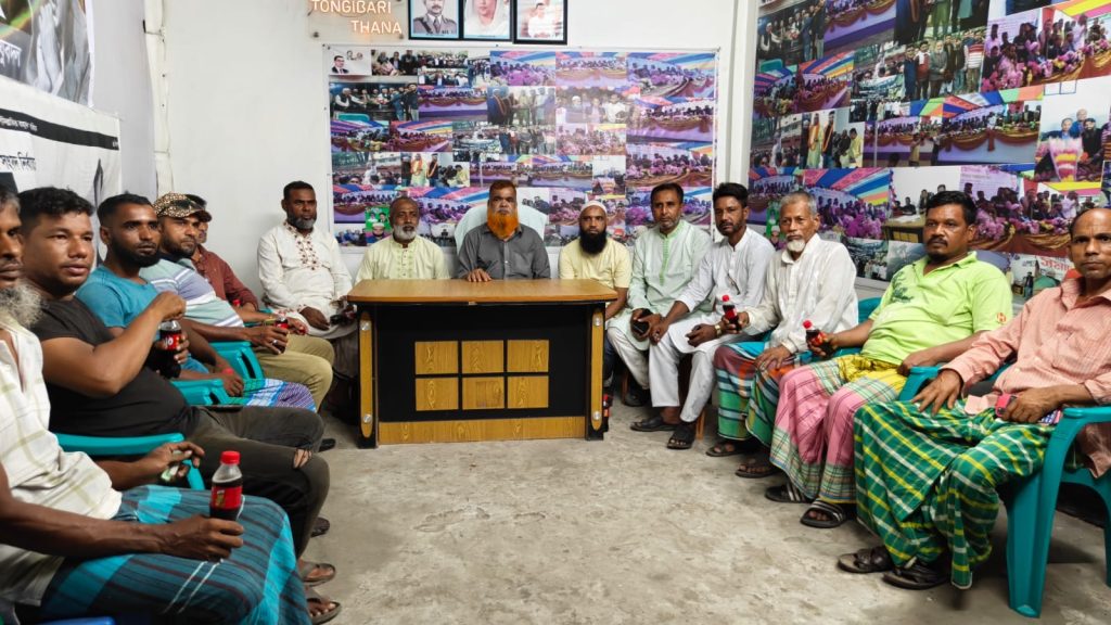 কামারখাড়ায় বিএনপি নেতাকর্মীদের ঈদ পুনর্মিলনী অনুষ্ঠিত
